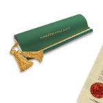 Warrant Leather Cover. Royal Ark Mariner. Included: personalization with the name of your Lodge. Protect and enhance your Warrant. Genuine Leather. Tassels. Magnetized invisible fastening. Freemason