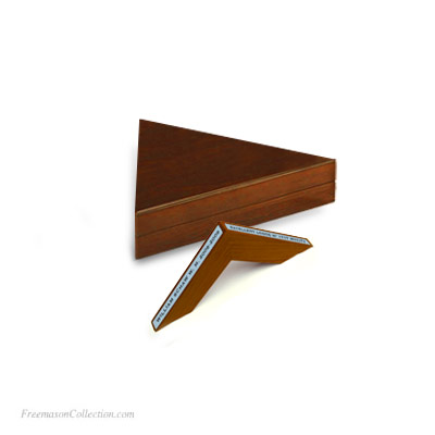 Box for Masonic Square in Acacia Wood -Triangular-.